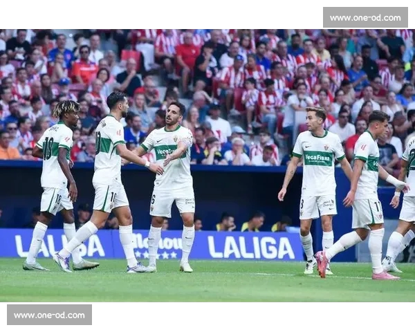 巴萨青训瑰宝加里多加盟埃瓦尔 西乙新核开启四年长约征程 巴萨青训瑰宝加里多加盟埃瓦尔 西乙新核开启四年长约征程