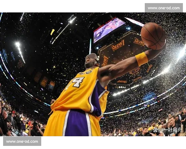 皮尔斯：防守巅峰科比压力如临乔丹，坦言其眼神藏着「篮球之神」的影子