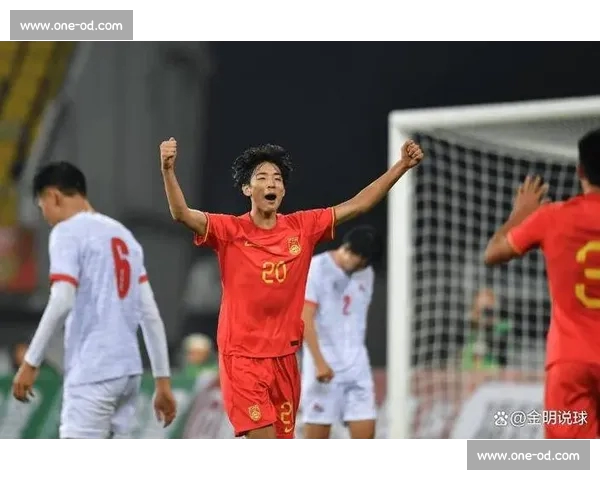 国青热身赛裁判争议凸显真刀真枪练兵 三分疲软成世青赛最大隐患