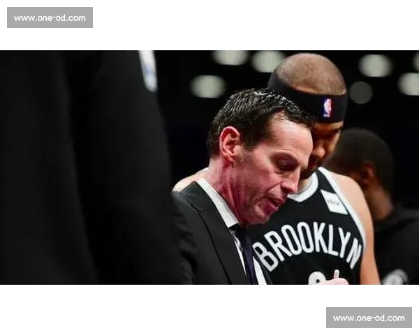 尼克斯五次挖角在职主帅遭怒斥！多队挂断电话爆粗口