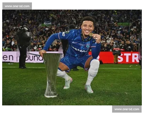 桑乔同意加盟那不勒斯！曼联 2140 万英镑标价，薪资分歧成最大障碍