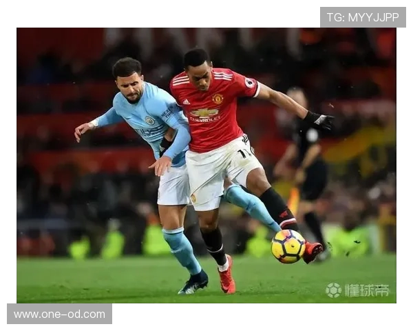 埃弗顿截胡费内巴切 沃克留英超冲击百场里程碑