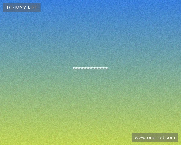 如何像足球明星一样踢球？专业技巧与训练方法分享
